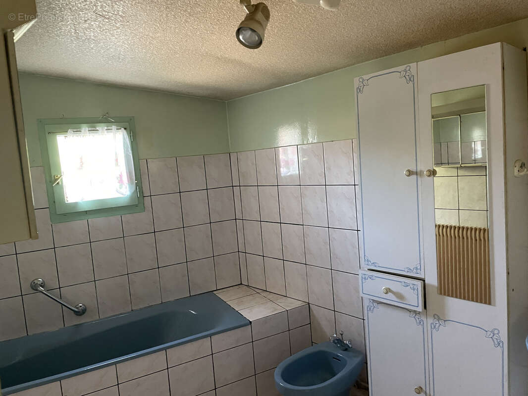 Maison à LA FOUILLOUSE