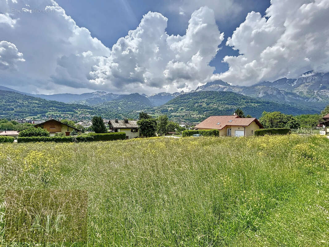 Terrain à SALLANCHES