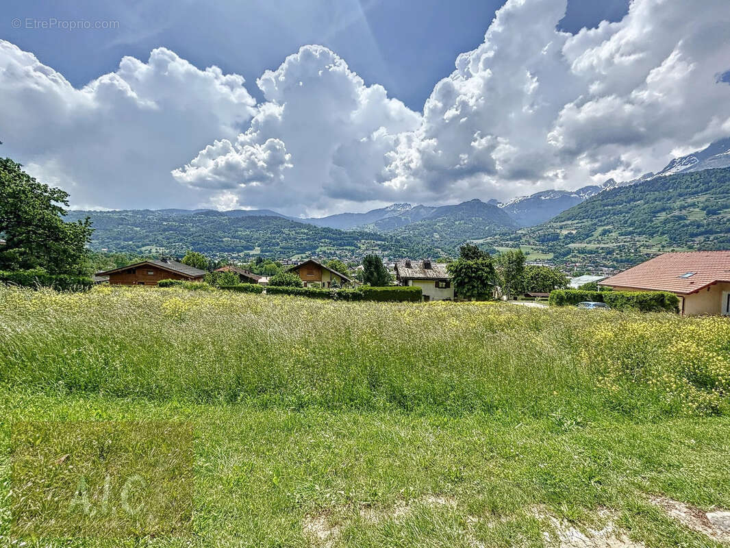 Terrain à SALLANCHES