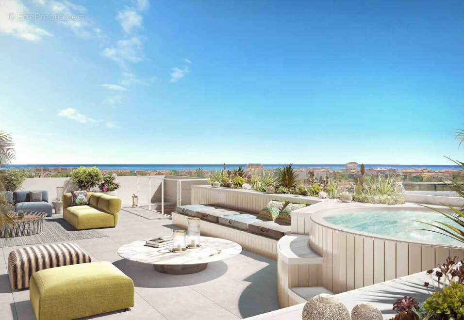 Appartement à FREJUS