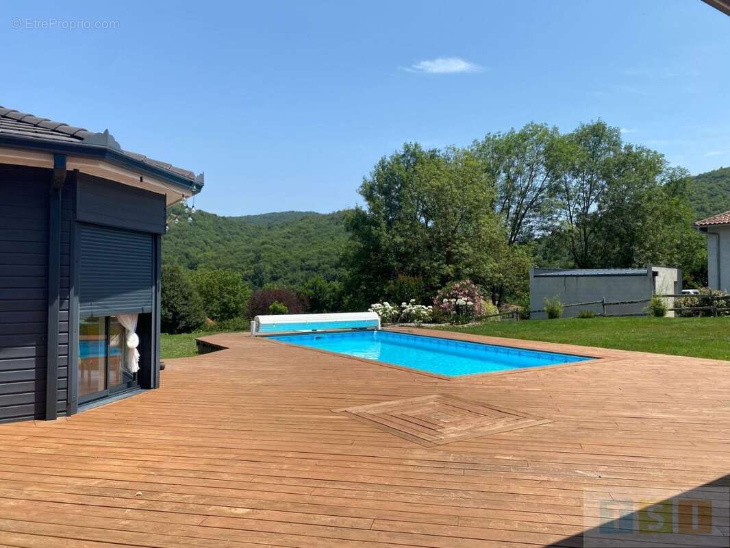 Maison à CIER-DE-RIVIERE