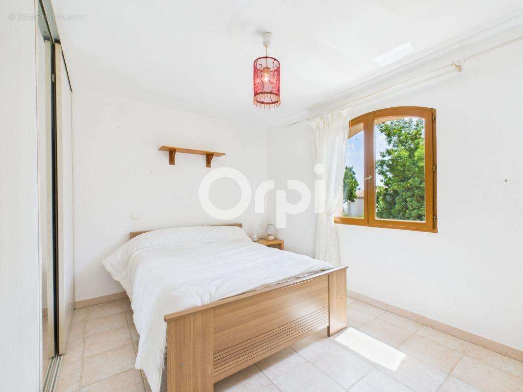 Maison à MANDELIEU-LA-NAPOULE