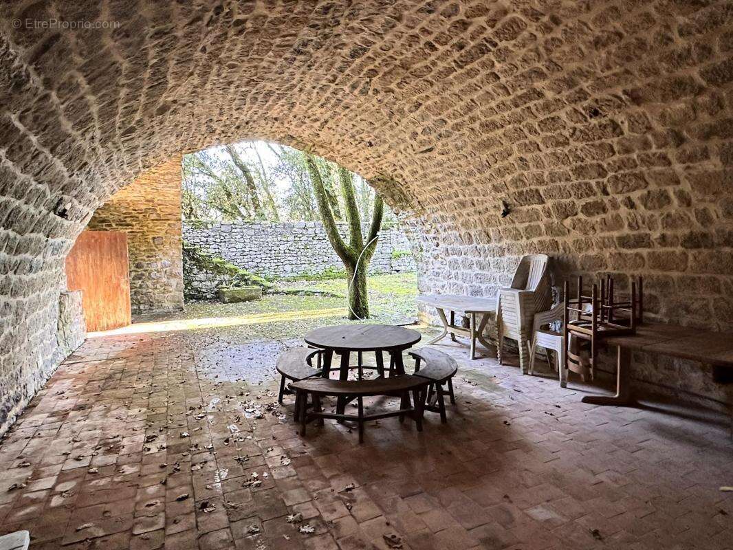 Maison à LAURAC-EN-VIVARAIS