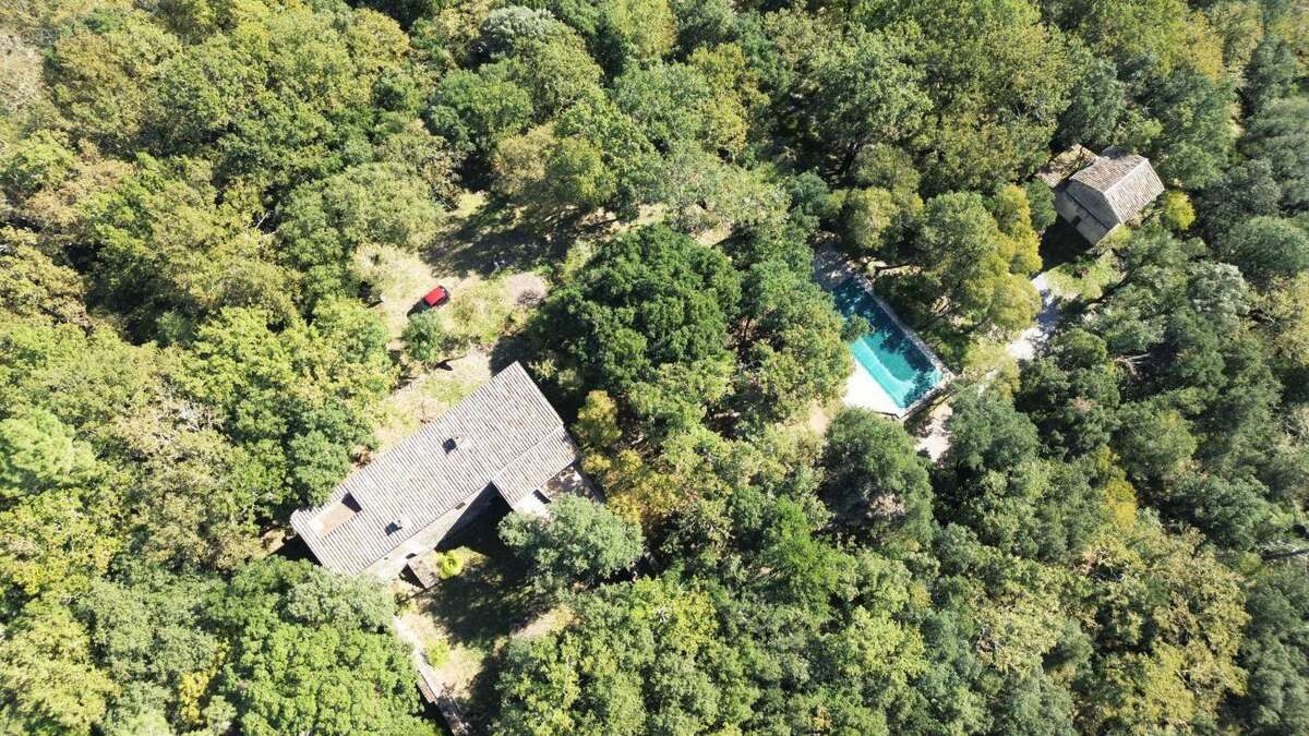 Maison à LAURAC-EN-VIVARAIS