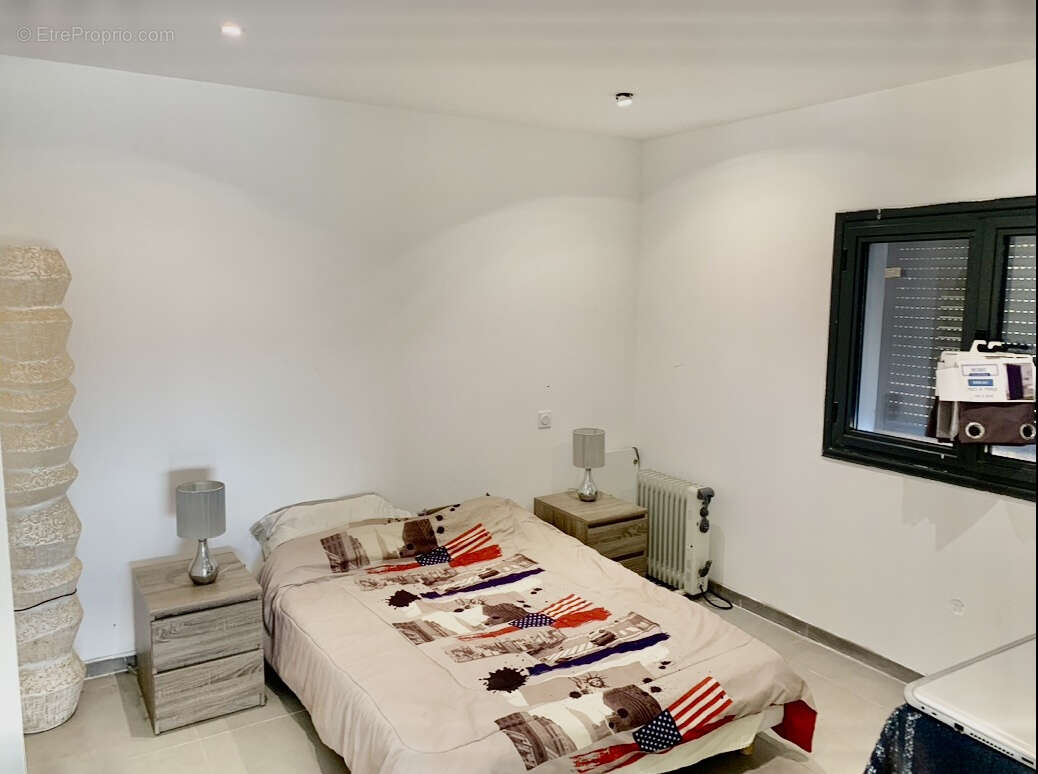 Maison à MONACIA-D&#039;AULLENE