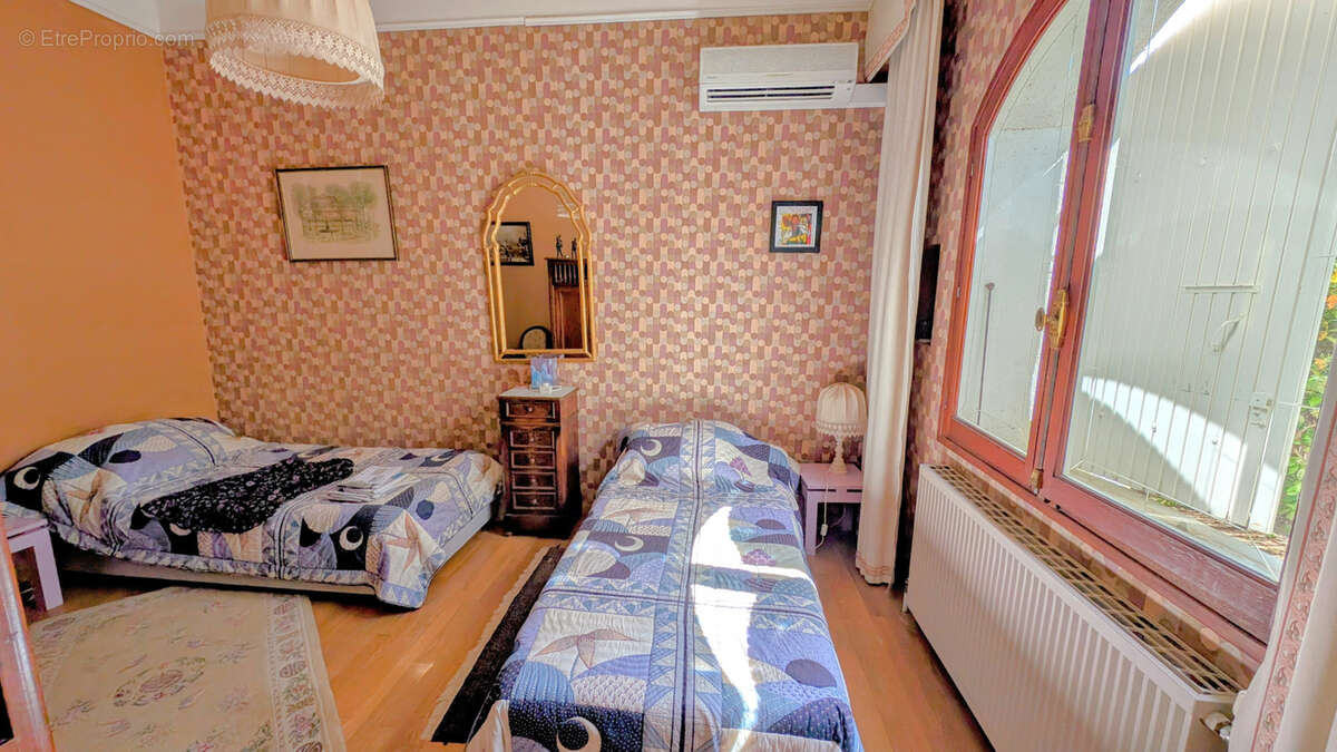 Autre à LAROQUE-DES-ALBERES