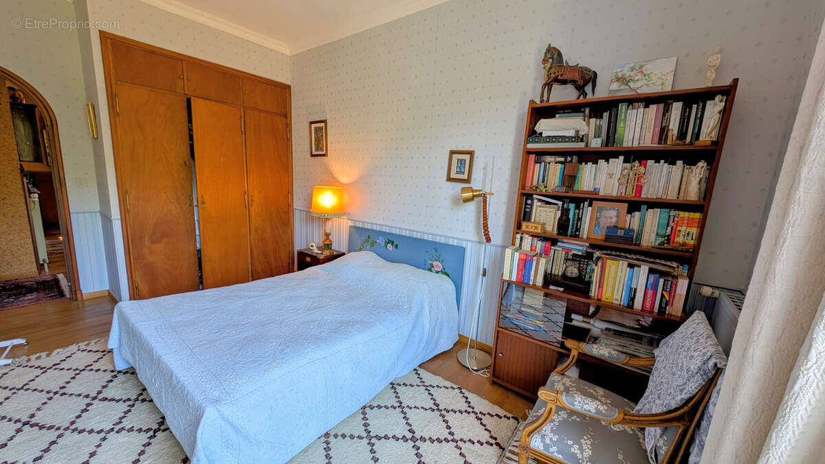 Autre à LAROQUE-DES-ALBERES