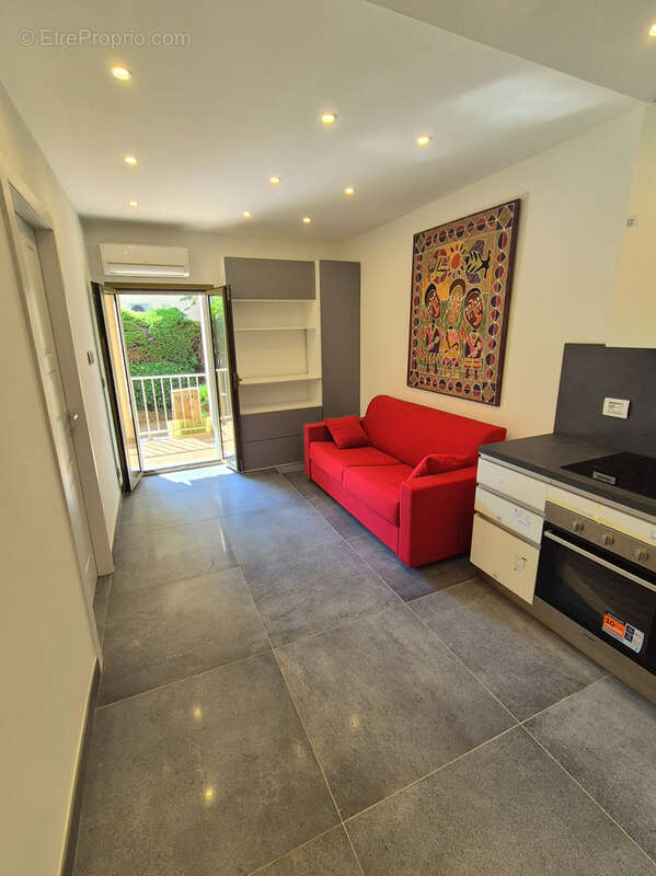 Appartement à ROQUEBRUNE-CAP-MARTIN