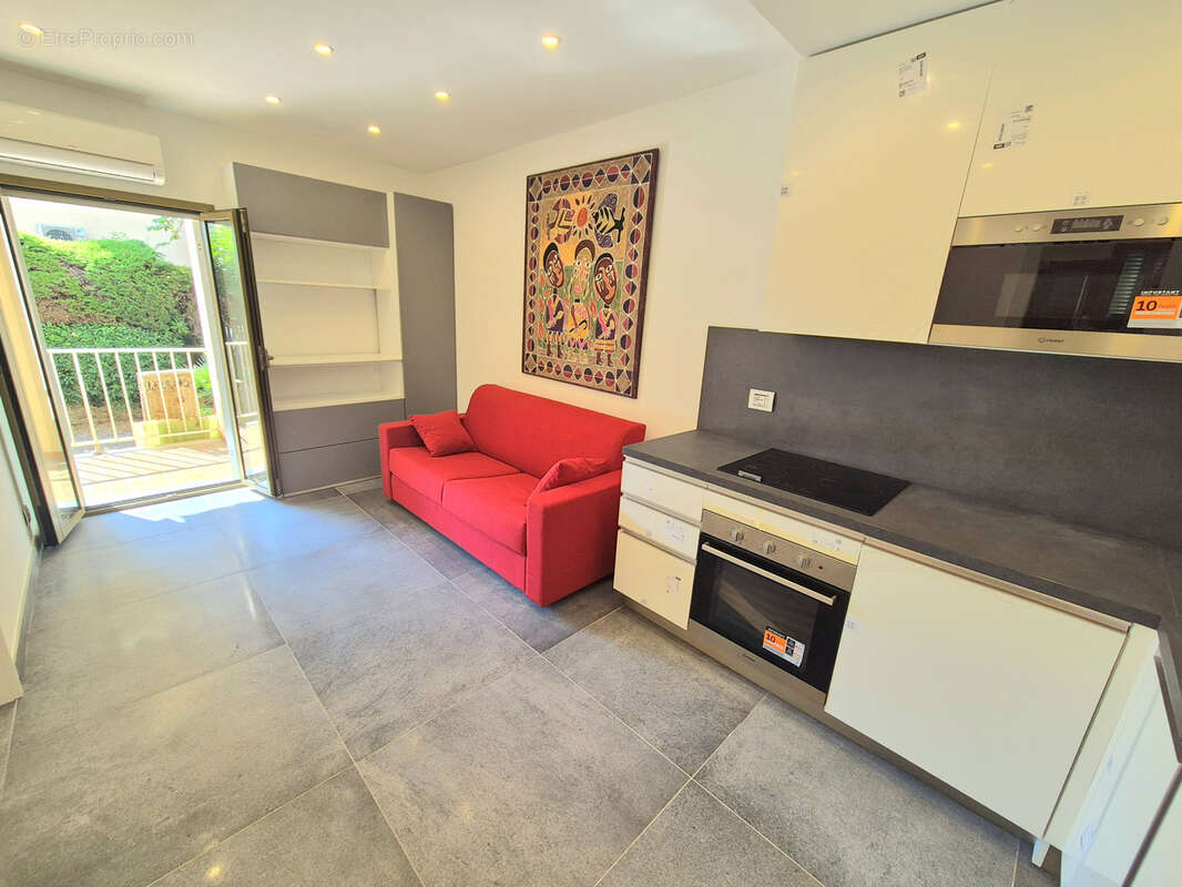 Appartement à ROQUEBRUNE-CAP-MARTIN