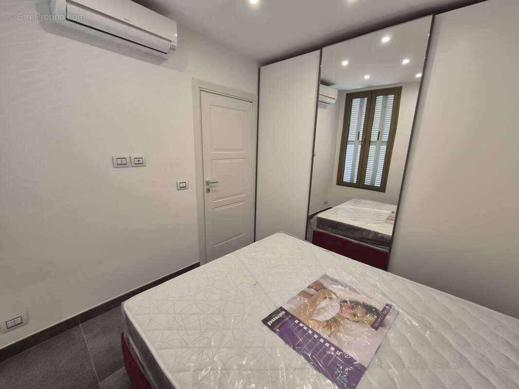 Appartement à ROQUEBRUNE-CAP-MARTIN