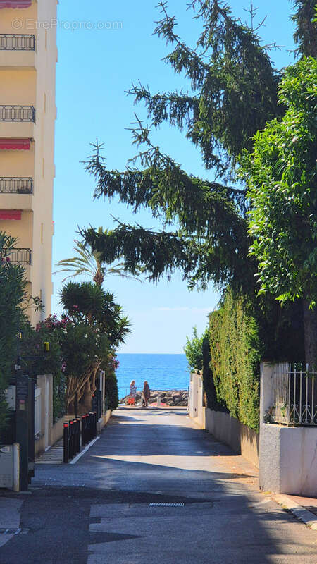 Appartement à ROQUEBRUNE-CAP-MARTIN