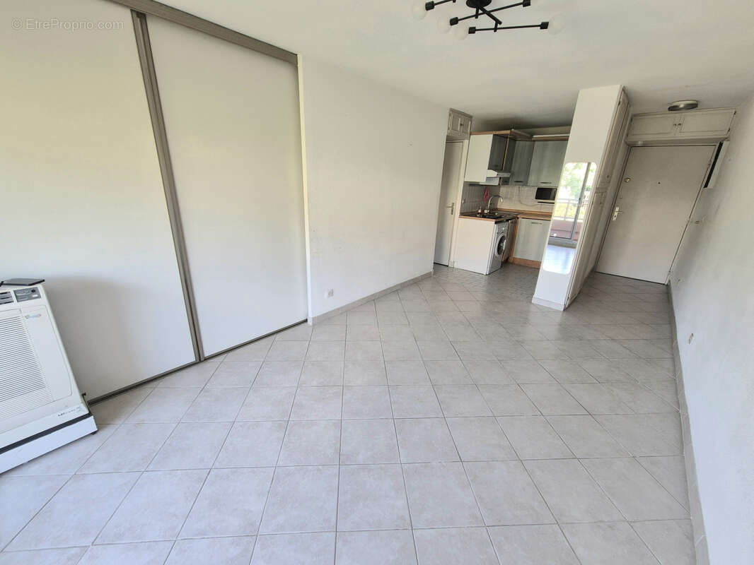 Appartement à ROQUEBRUNE-CAP-MARTIN