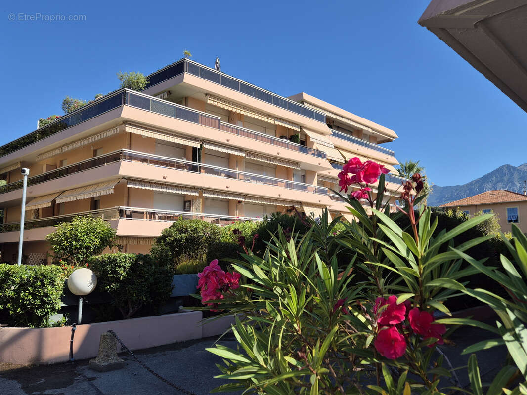 Appartement à ROQUEBRUNE-CAP-MARTIN