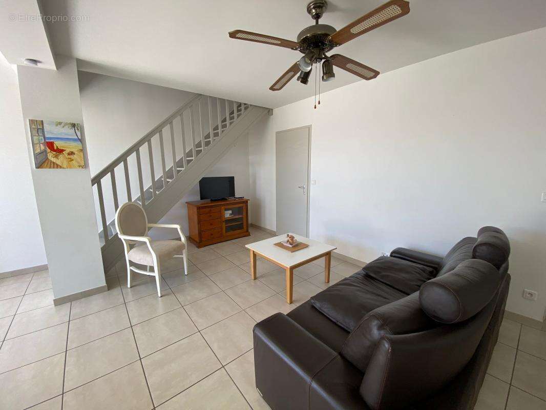 Maison à LES MATHES