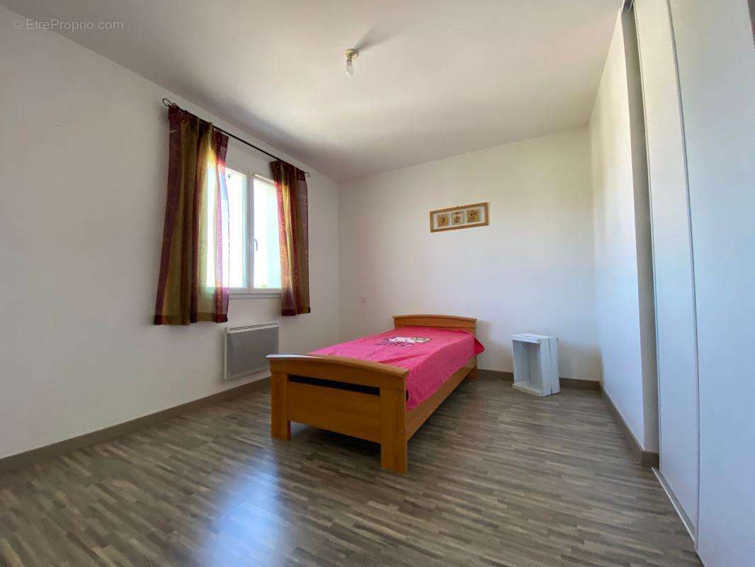 Maison à LES MATHES