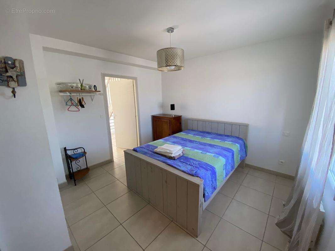 Maison à LES MATHES