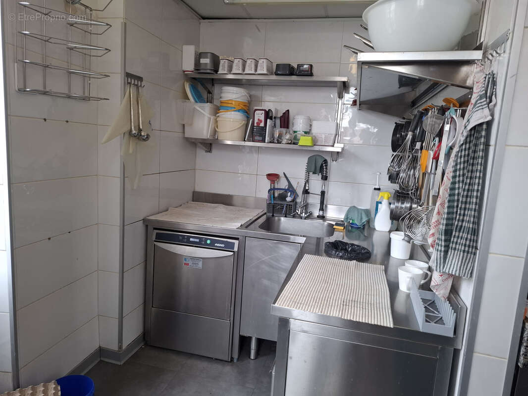 Commerce à SAINT-JEAN-PIED-DE-PORT