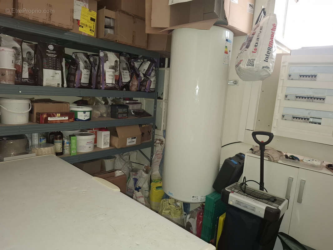 Commerce à SAINT-JEAN-PIED-DE-PORT