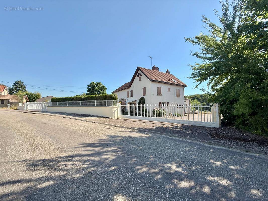 Maison à VILLERS-LES-POTS