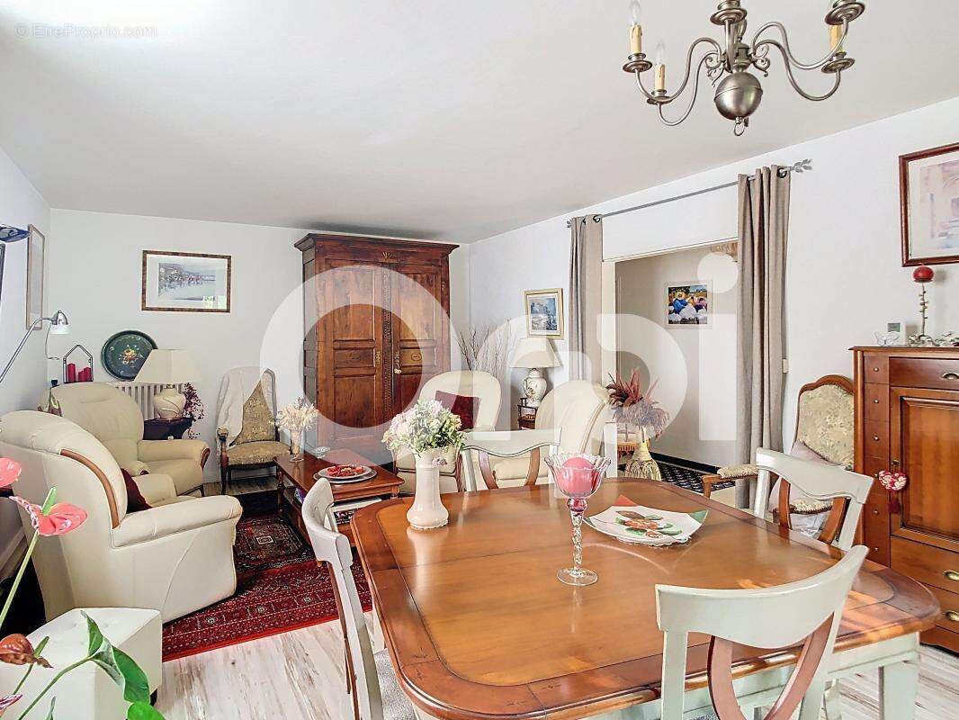 Maison à COULOUNIEIX-CHAMIERS