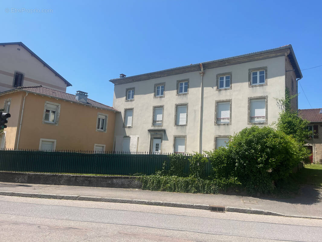 Appartement à REMONCOURT