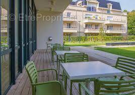 Appartement à EMERAINVILLE