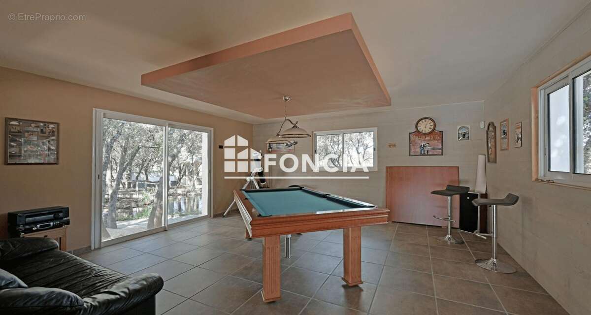 Maison à SAINT-JEAN-DE-CORNIES