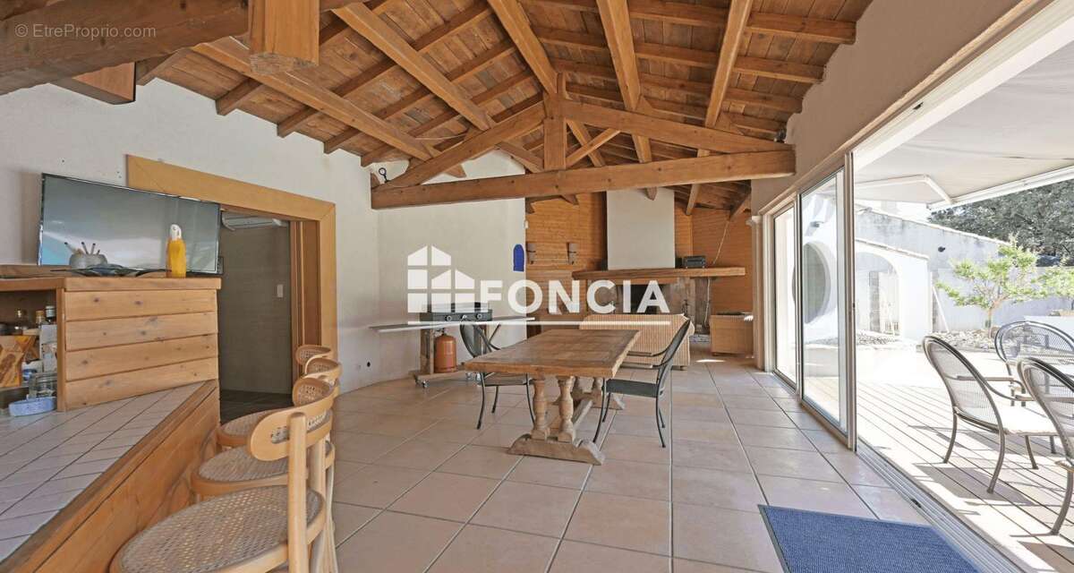 Maison à SAINT-JEAN-DE-CORNIES