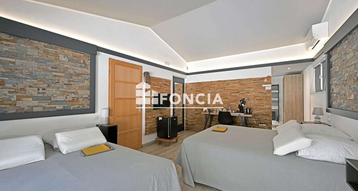 Maison à SAINT-JEAN-DE-CORNIES