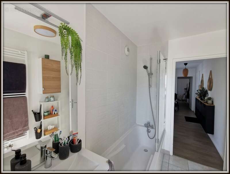 Appartement à COURDIMANCHE