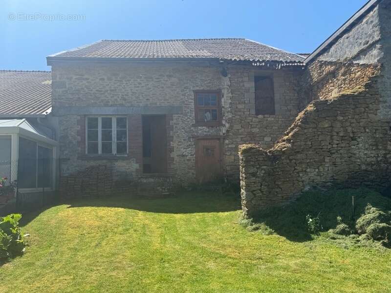 Maison à TAILLY