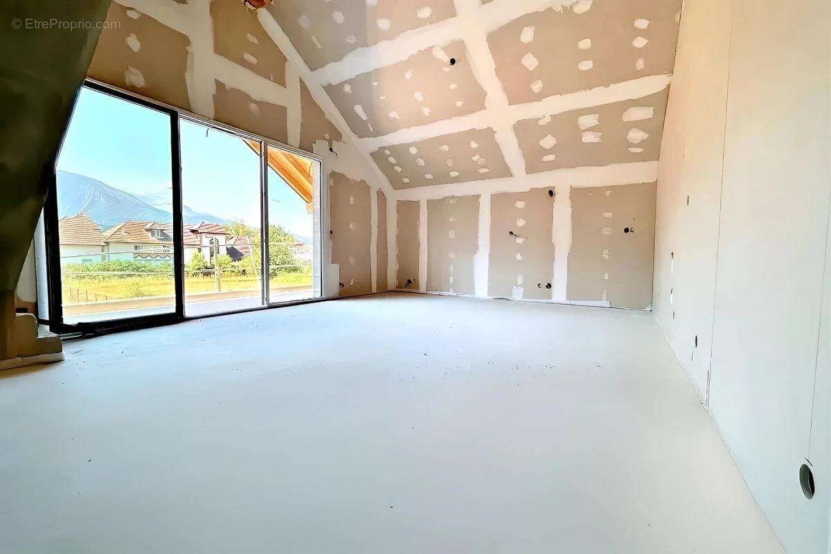 Appartement à SAINT-PIERRE-EN-FAUCIGNY