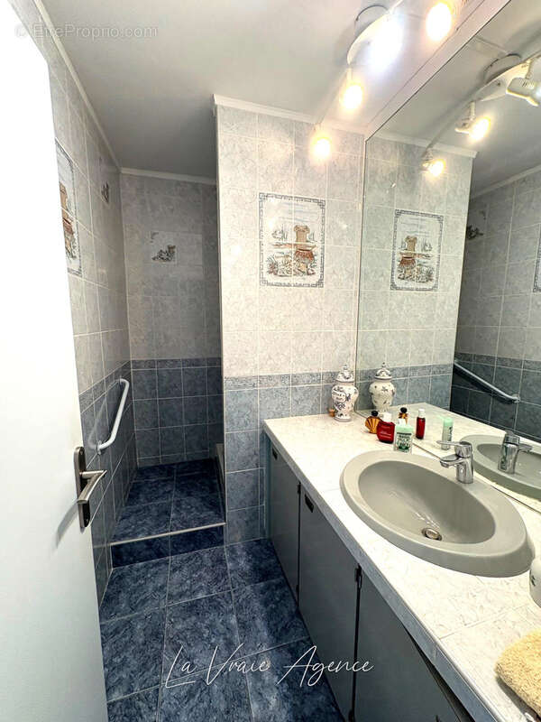 Appartement à MARSEILLE-11E