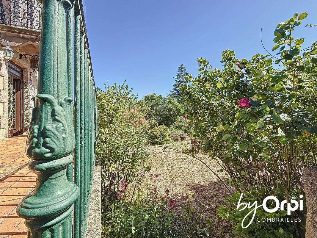 Maison à LAPEYROUSE