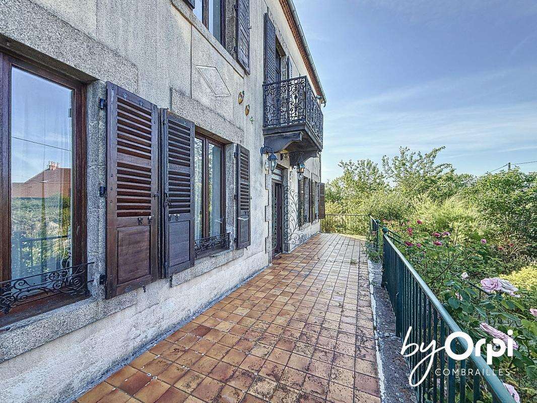 Maison à LAPEYROUSE