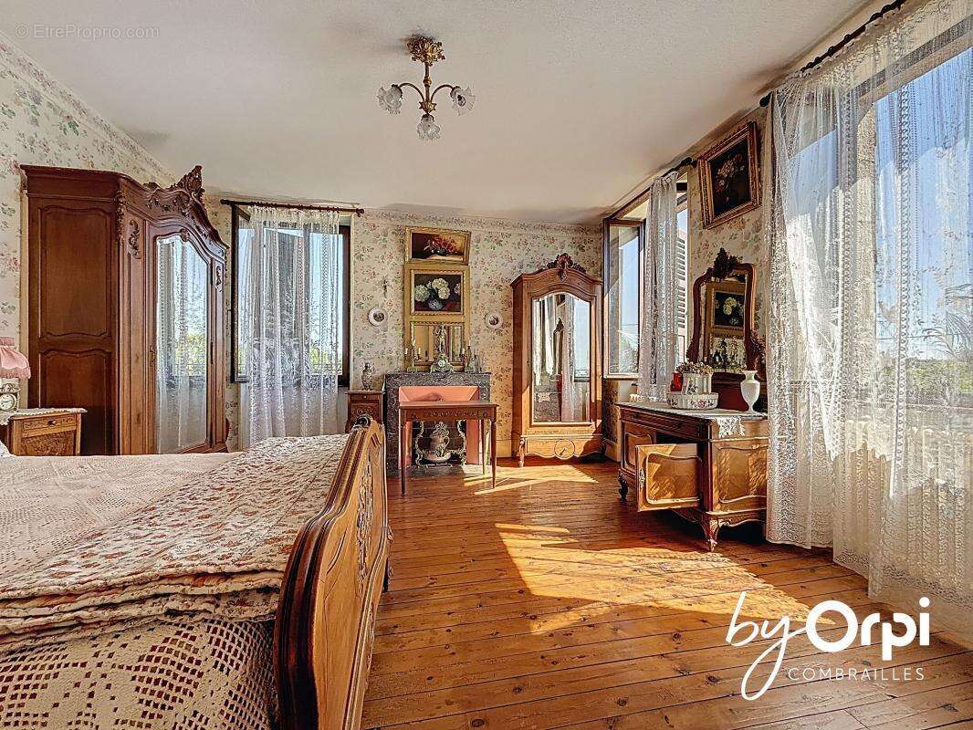 Maison à LAPEYROUSE