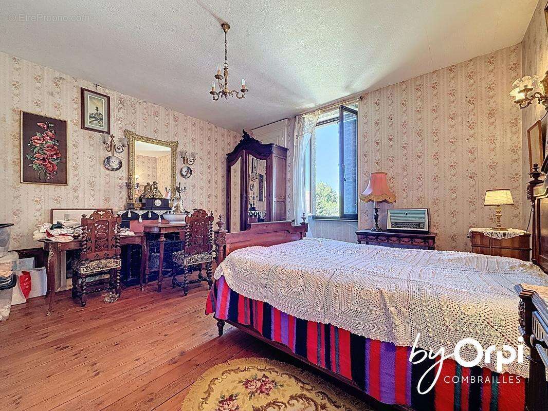 Maison à LAPEYROUSE