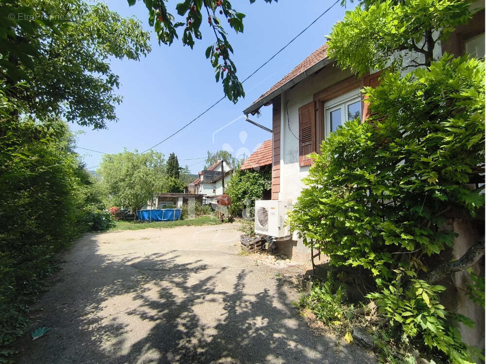 Maison à LAMPERTSLOCH