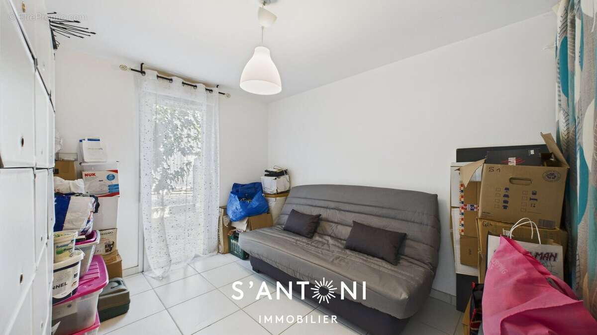 Appartement à VILLENEUVE-LES-BEZIERS