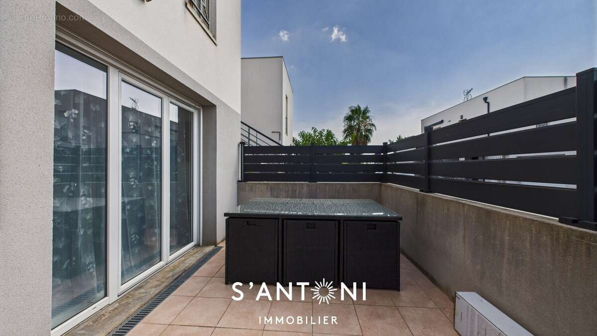 Appartement à VILLENEUVE-LES-BEZIERS