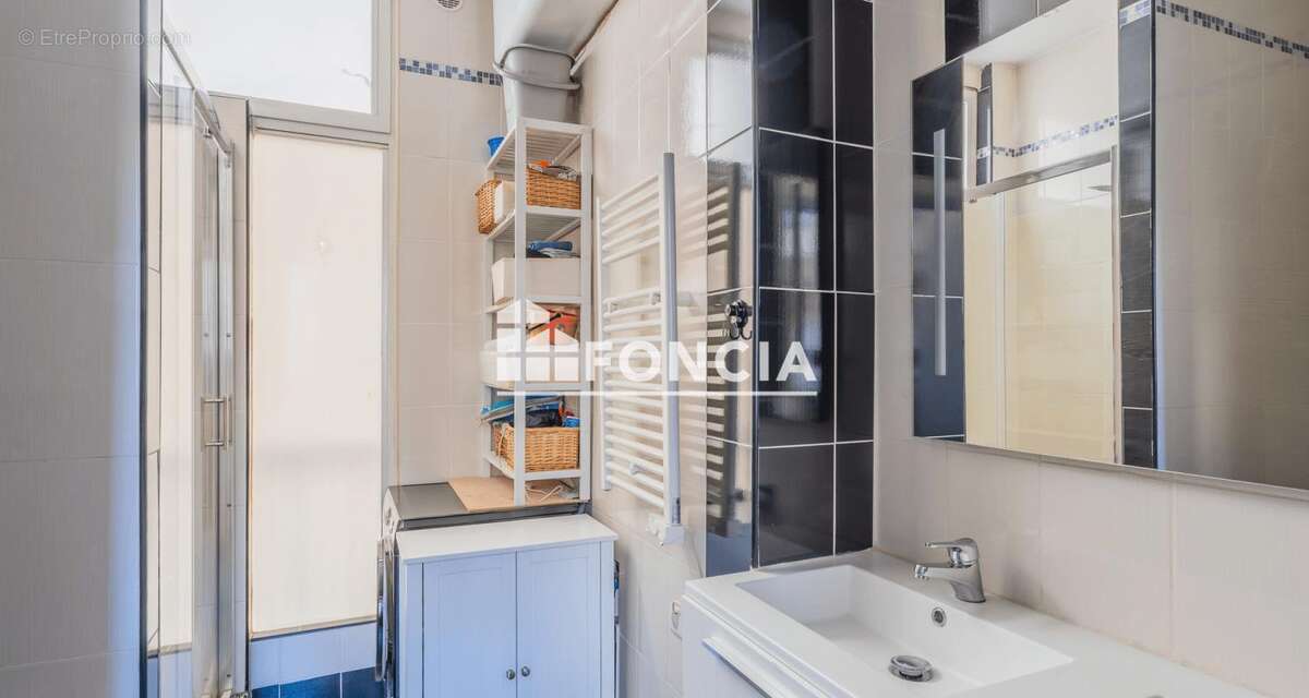 Appartement à SAINT-DENIS