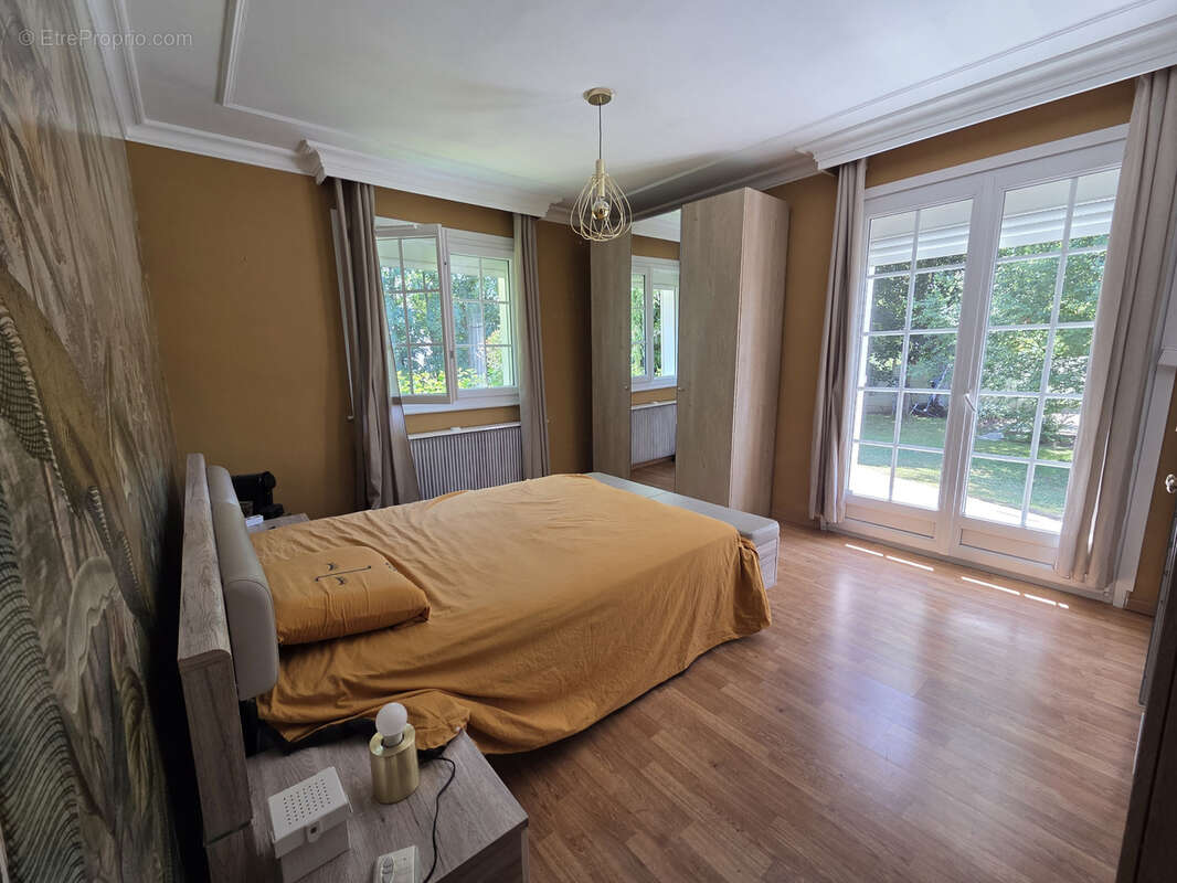 Maison à SAINT-LEONARD