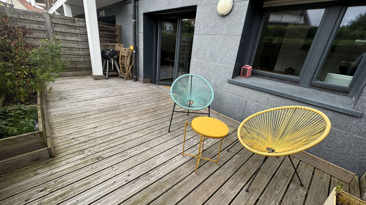 Appartement à SAINT-MARTIN-BOULOGNE