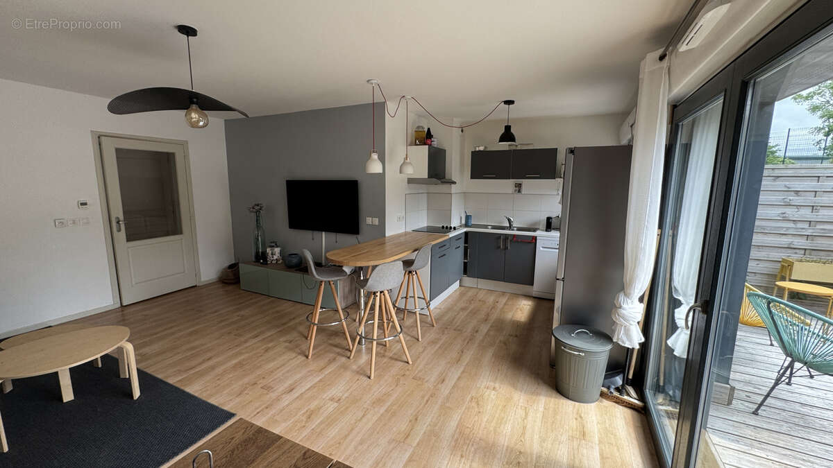 Appartement à SAINT-MARTIN-BOULOGNE