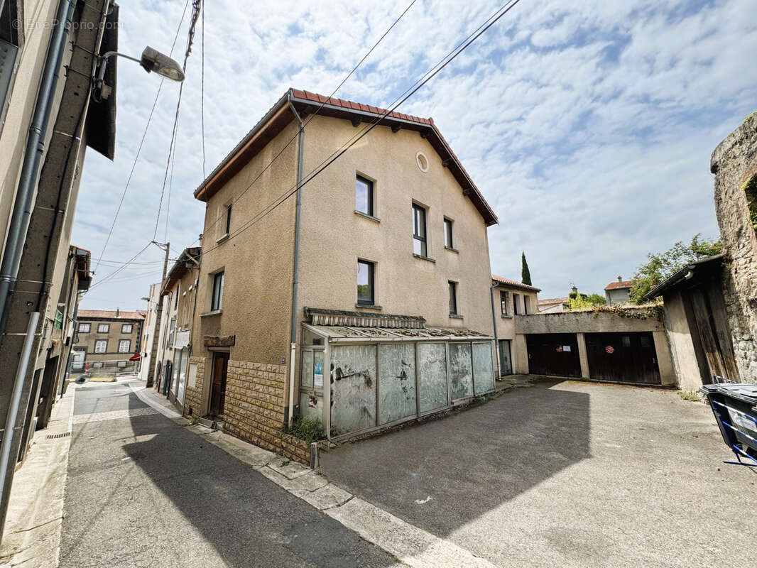 Maison à COURNON-D&#039;AUVERGNE