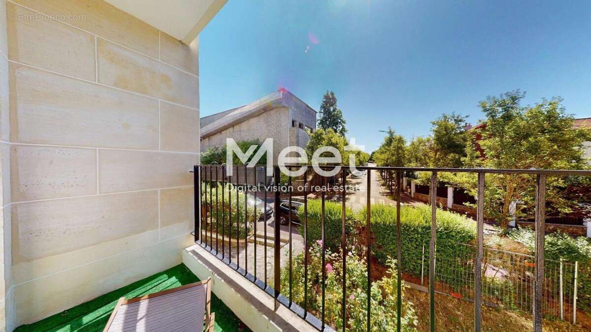 Appartement à SURESNES