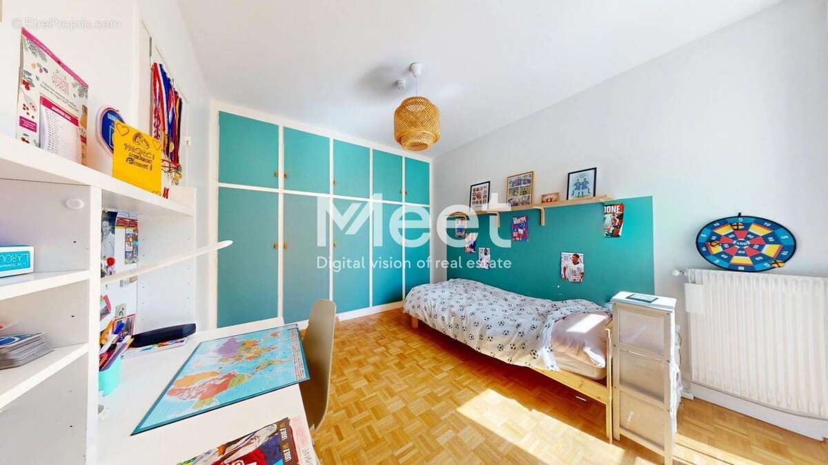 Appartement à SURESNES