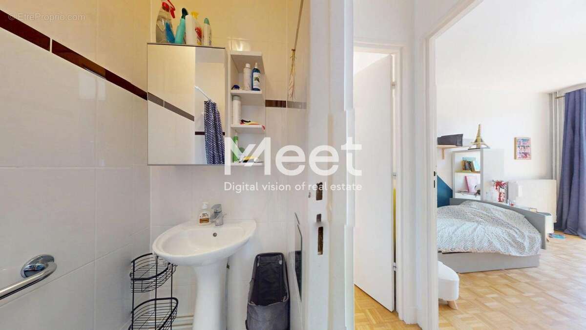 Appartement à SURESNES