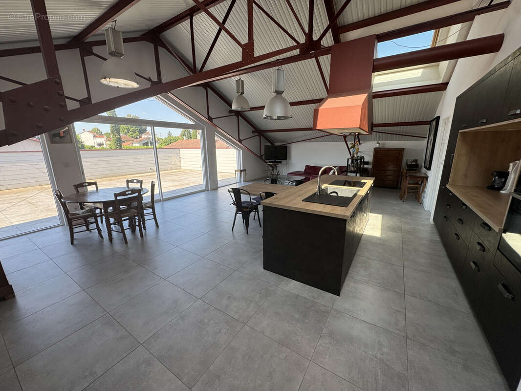 Maison à TIGNIEU-JAMEYZIEU