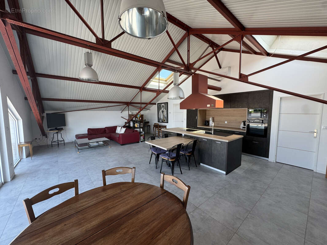 Maison à TIGNIEU-JAMEYZIEU